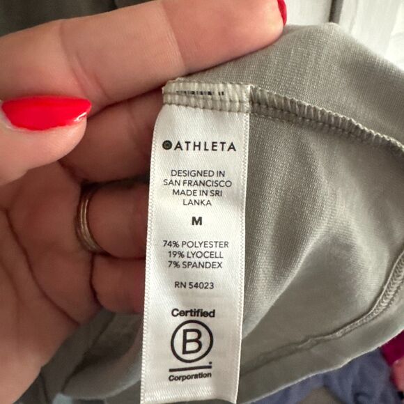 ATHLETA RUCHED CASUAL ATHLEISURE CREWNECK TEE SZ M - Picture 2 of 3